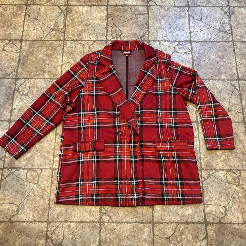 Maurice’s Red & Black Plaid Boyfriend Blazer - Size 1x Women’s